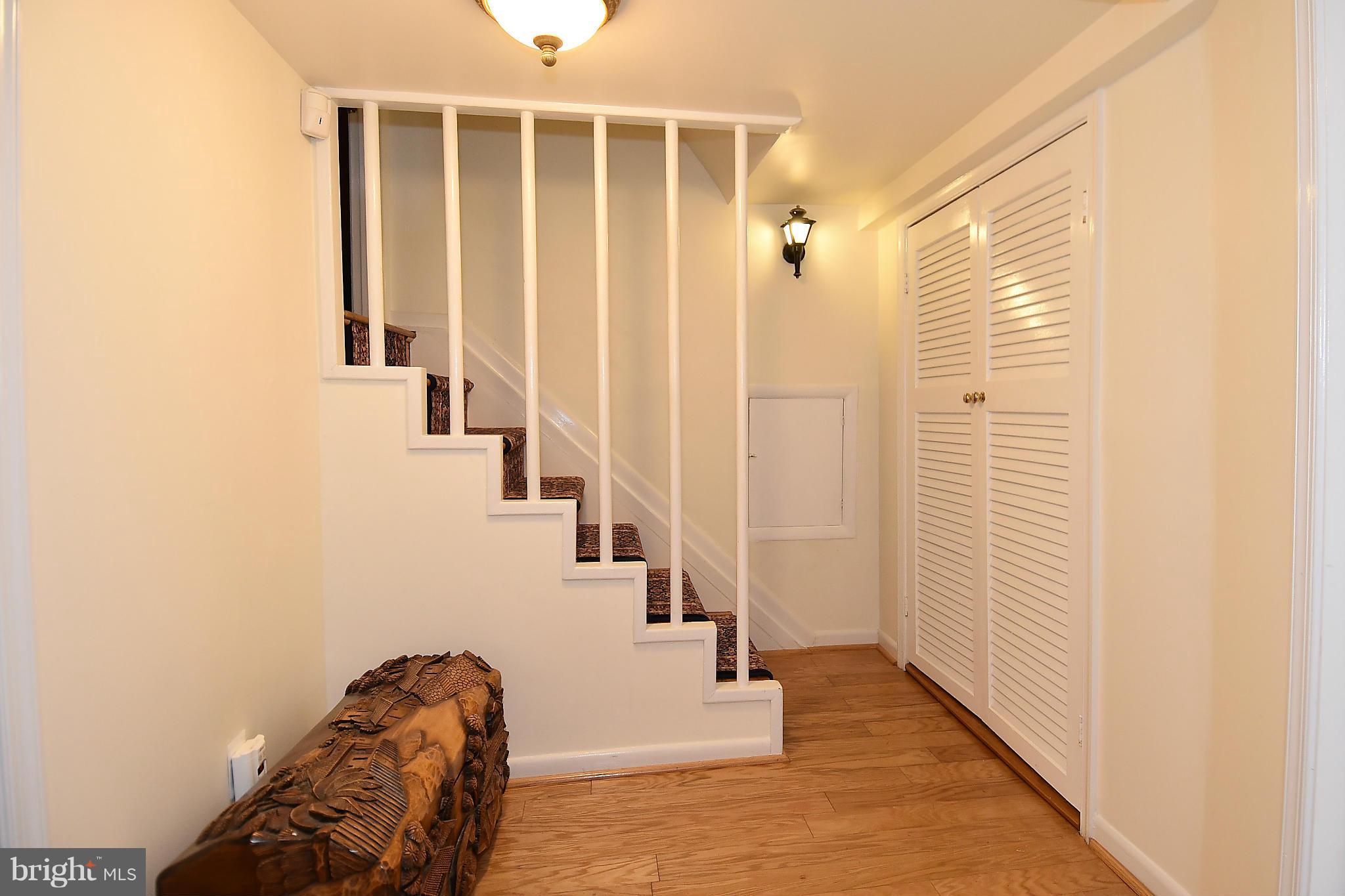5627 Heming Avenue Springfield, VA 22151 - Photo 16 of 30 Interior (General)