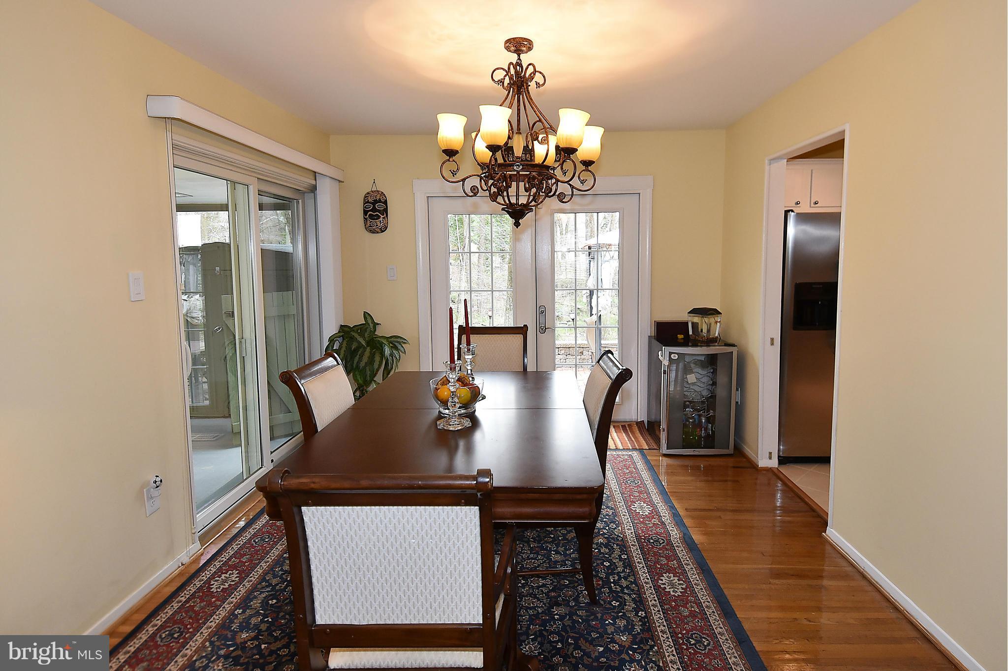 5627 Heming Avenue Springfield, VA 22151 - Photo 5 of 30 Dining Room