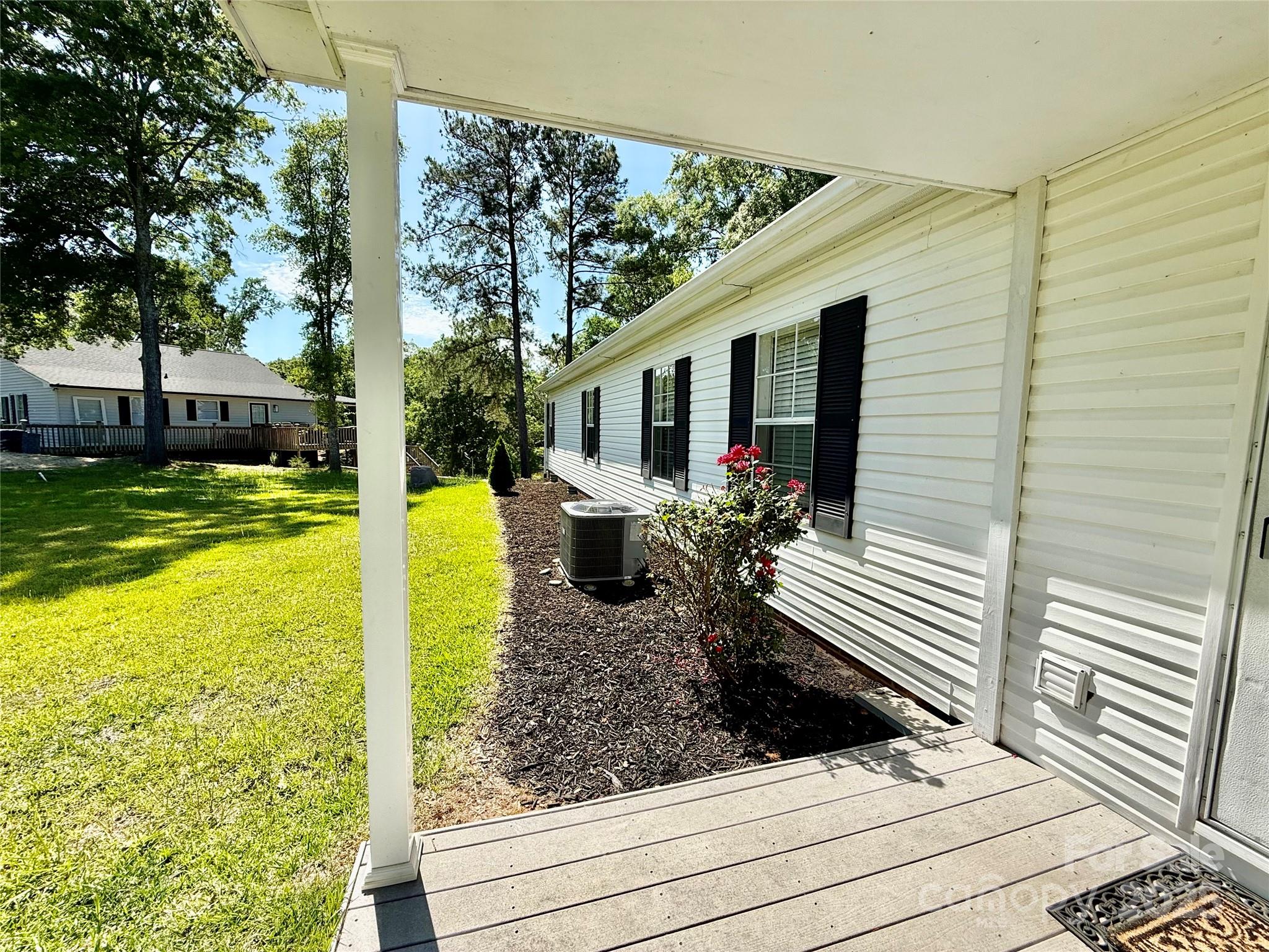 37 Suede Lane Ridgeway, SC 29130 - Photo 7 of 42 a house view with a outdoor space