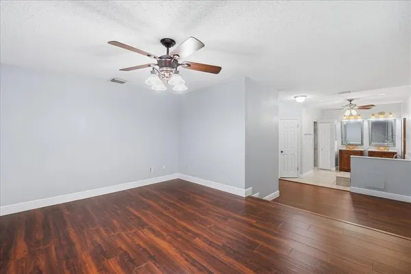 $2,795 | Undisclosed Address, Orlando, FL 32817