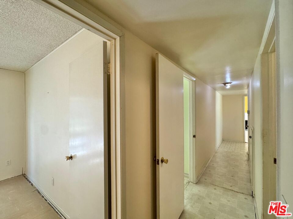 26026 Adamor Road Calabasas, CA 91302 - Photo 21 of 42