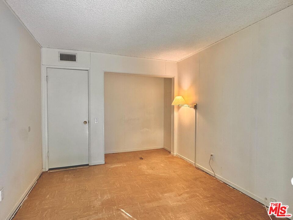 26026 Adamor Road Calabasas, CA 91302 - Photo 24 of 42