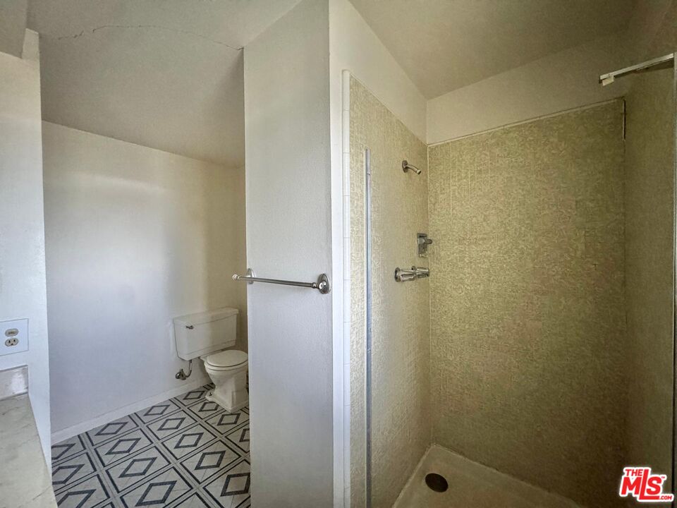 26026 Adamor Road Calabasas, CA 91302 - Photo 26 of 42