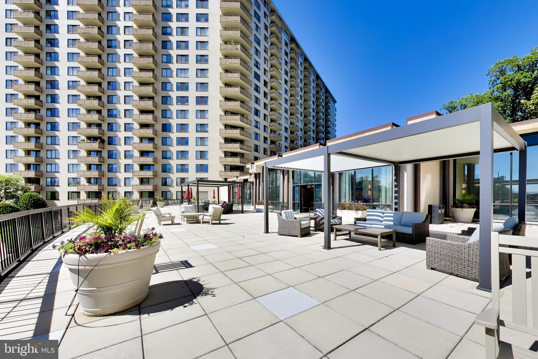 5225 Pooks Hill Road, Unit 220N Bethesda, MD 20814 - Photo 44 of 51 OBSERVATION DECK