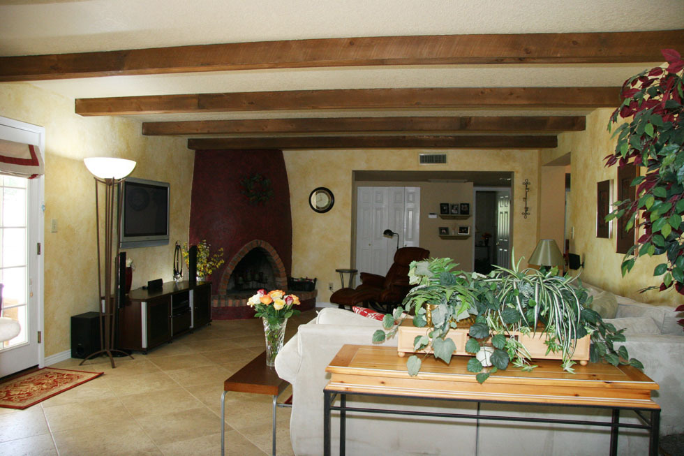 19 West Krista Way Tempe, AZ 85284 - Photo 11 of 26 Family room