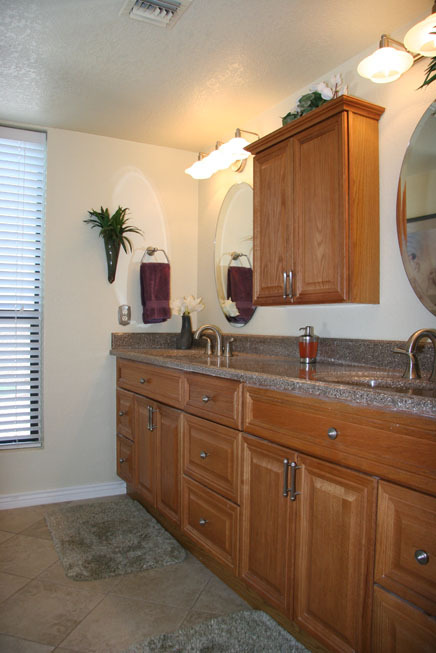 19 West Krista Way Tempe, AZ 85284 - Photo 18 of 26 Master bath