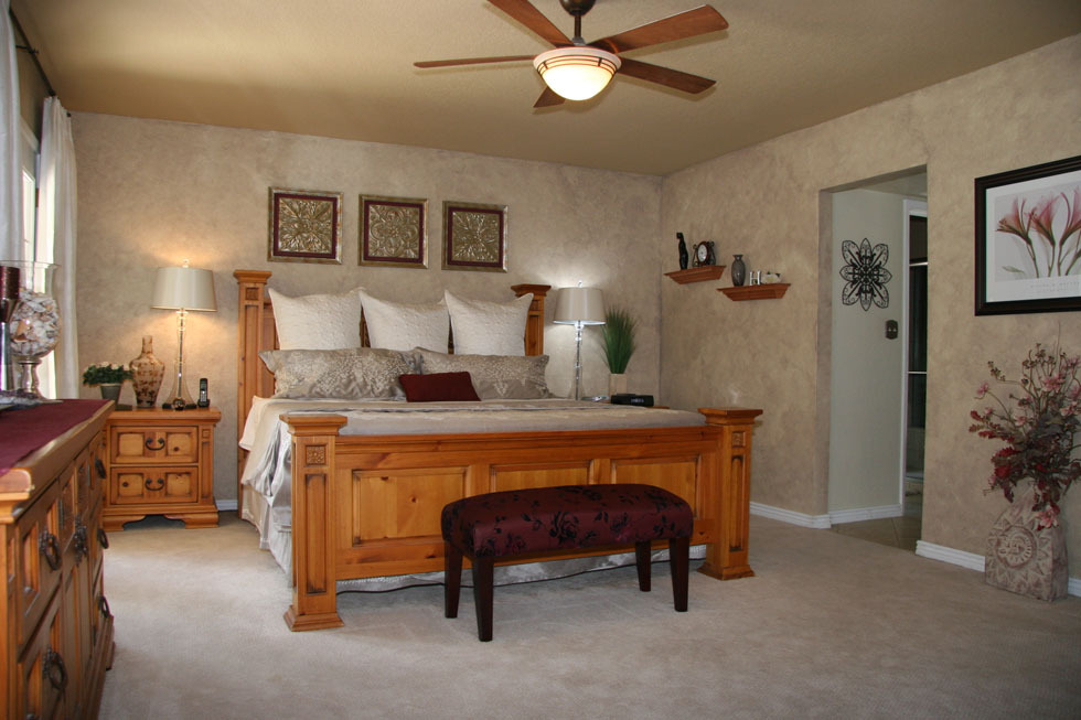 19 West Krista Way Tempe, AZ 85284 - Photo 4 of 26 Master Bedroom