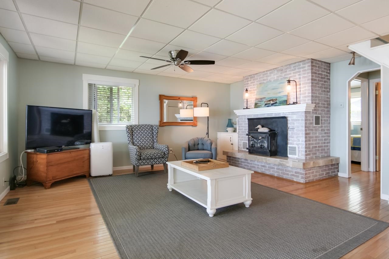5343 Bush Road Interlochen, MI 49643 - Photo 9 of 60 1902234-8.JPG