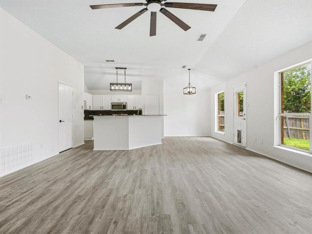 3100 Rustic Meadow Trail Mansfield, TX 76063 - Photo 7 of 28