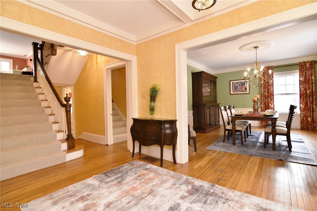 2861 Lee Road Cleveland, OH 44120 - Photo 9 of 49