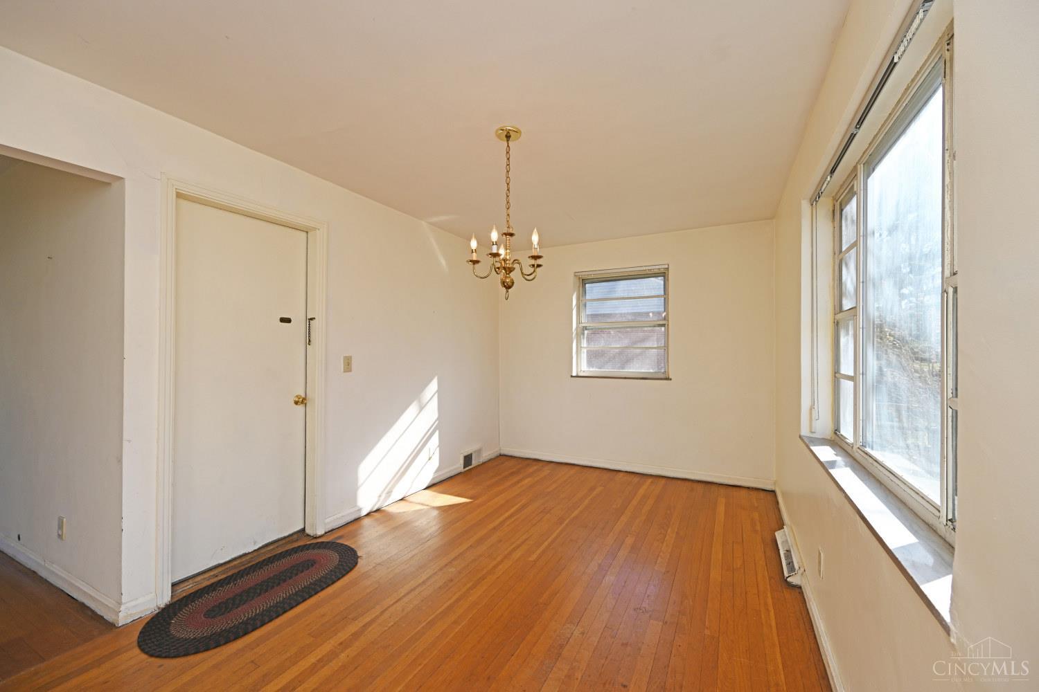 6201 Thole Road Cincinnati, OH 45230 - Photo 14 of 38 Gallery Image 14