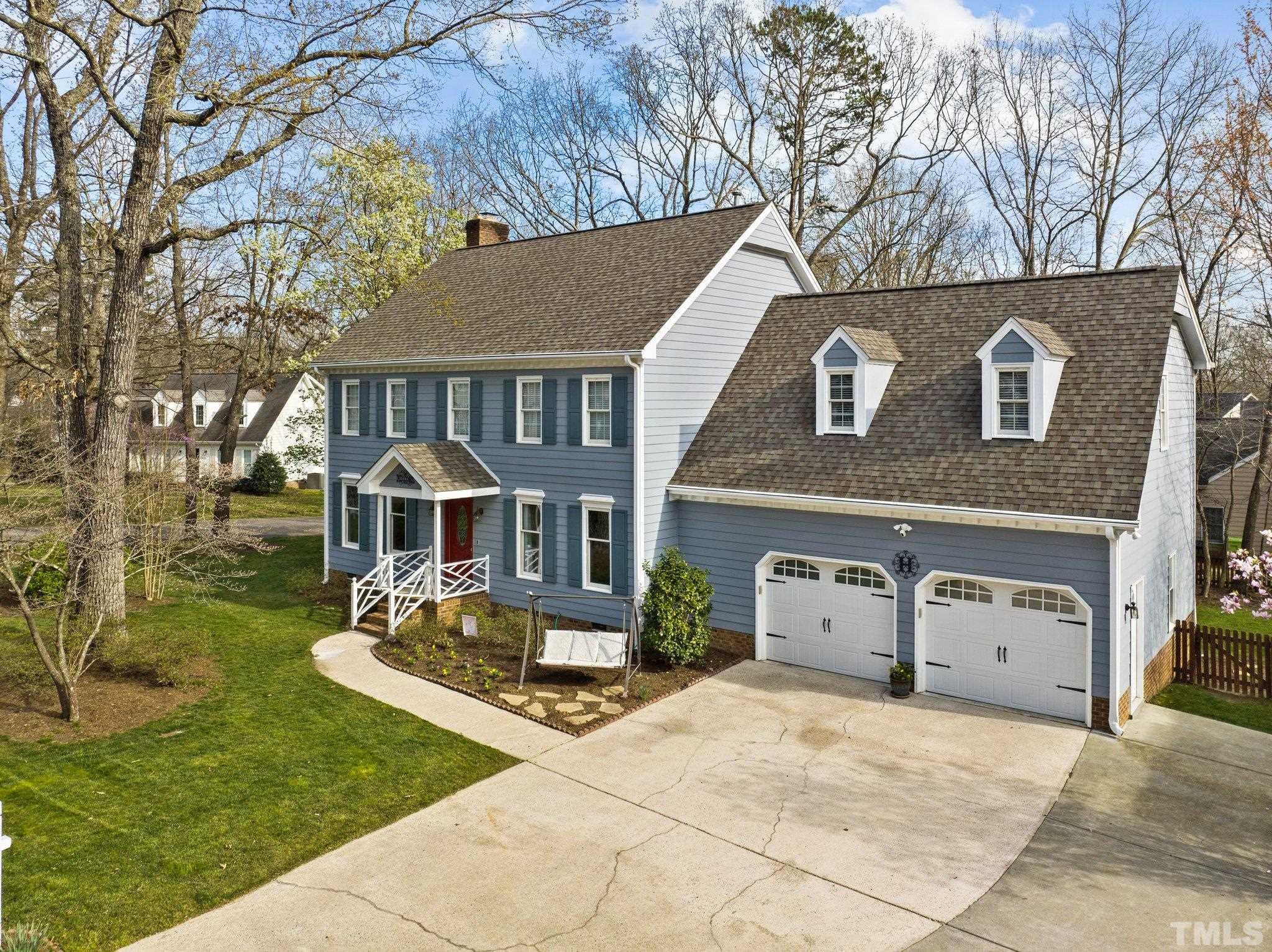 8325 Apple Orchard Way Raleigh, NC 27615 - Photo 3 of 54