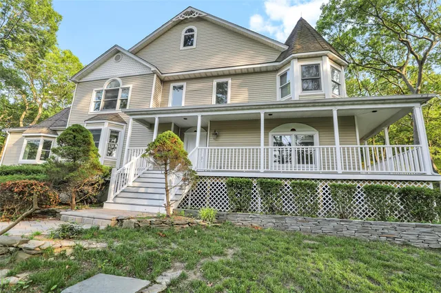 $5,800 | 176 Lower Sheep Pasture Road, East Setauket, NY 11733