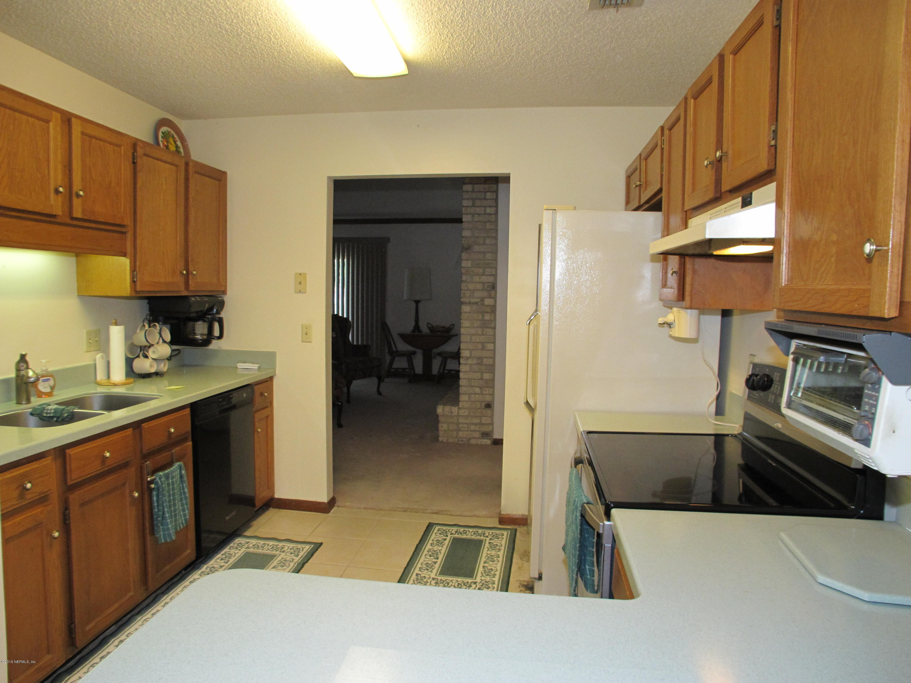 443 Springbrook Drive Fleming Island, FL 32003 - Photo 12 of 29 Kitchen View 2