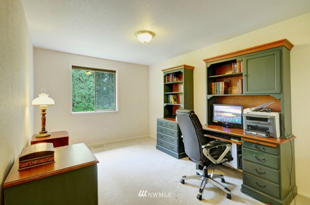 23517 53rd Avenue Southeast Bothell, WA 98021 - Photo 14 of 20