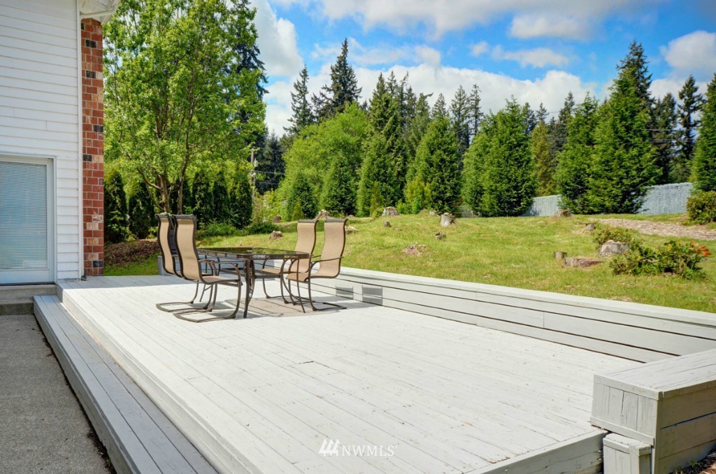 23517 53rd Avenue Southeast Bothell, WA 98021 - Photo 17 of 20