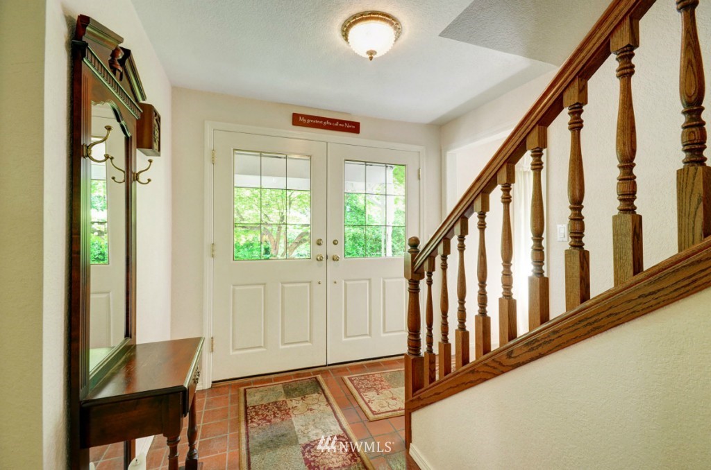 23517 53rd Avenue Southeast Bothell, WA 98021 - Photo 3 of 20