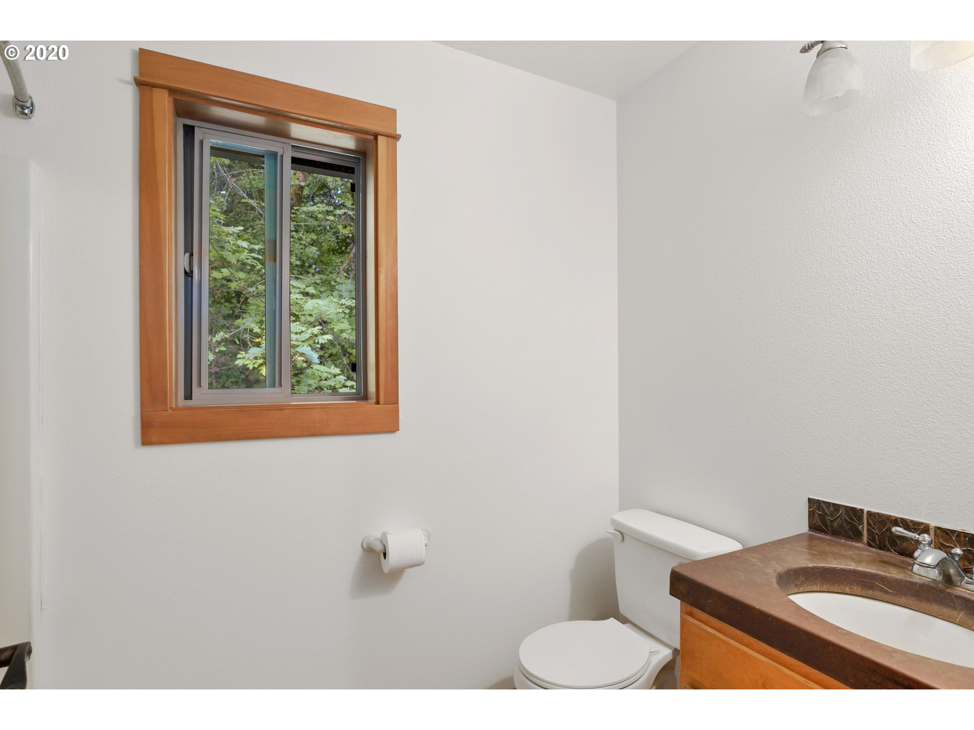 4275 Southwest Halcyon Road Tualatin, OR 97062 - Photo 10 of 17 Gallery Image 10