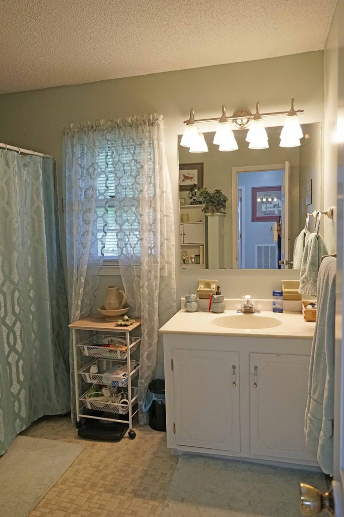 332 Crider Pond Road St. Matthews, SC 29135 - Photo 25 of 33 Gallery Image 25