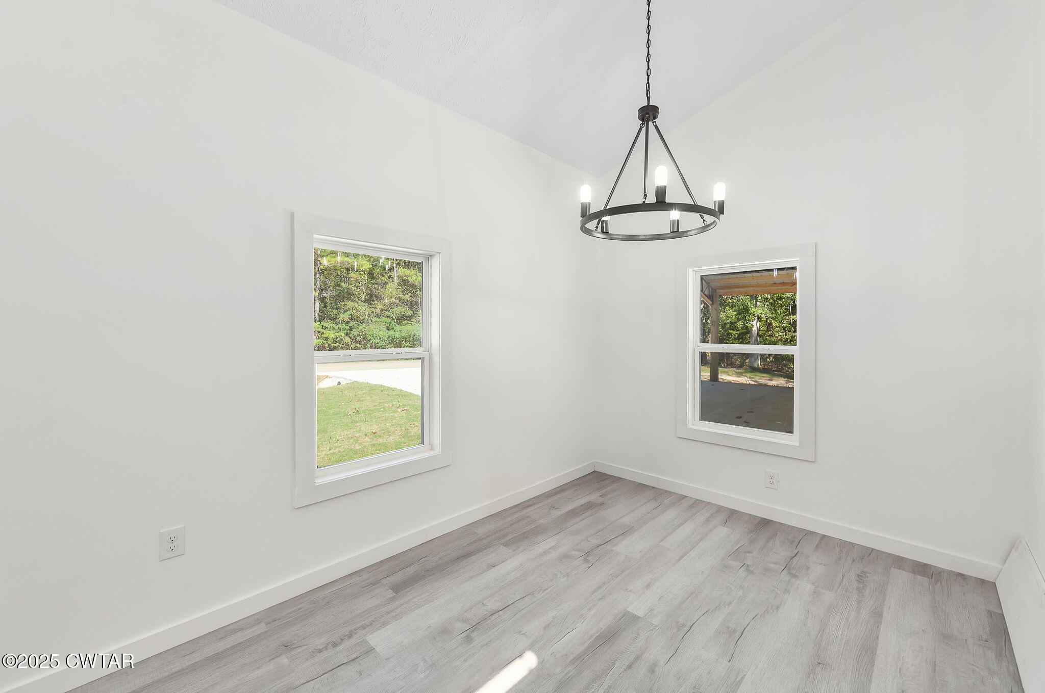 2885 Old Friendship Road Finger, TN 38334 - Photo 6 of 50 an empty room with a window