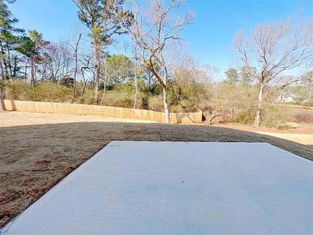 $2,300 | 473 Bentwater Way, Hoschton, GA 30548