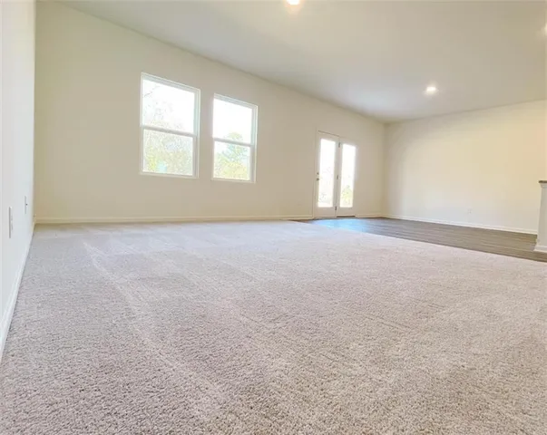 $2,300 | 473 Bentwater Way, Hoschton, GA 30548