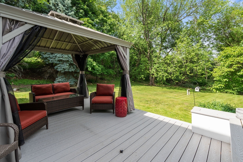 12 Ruby Road Saugus, MA 01906 - Photo 25 of 42