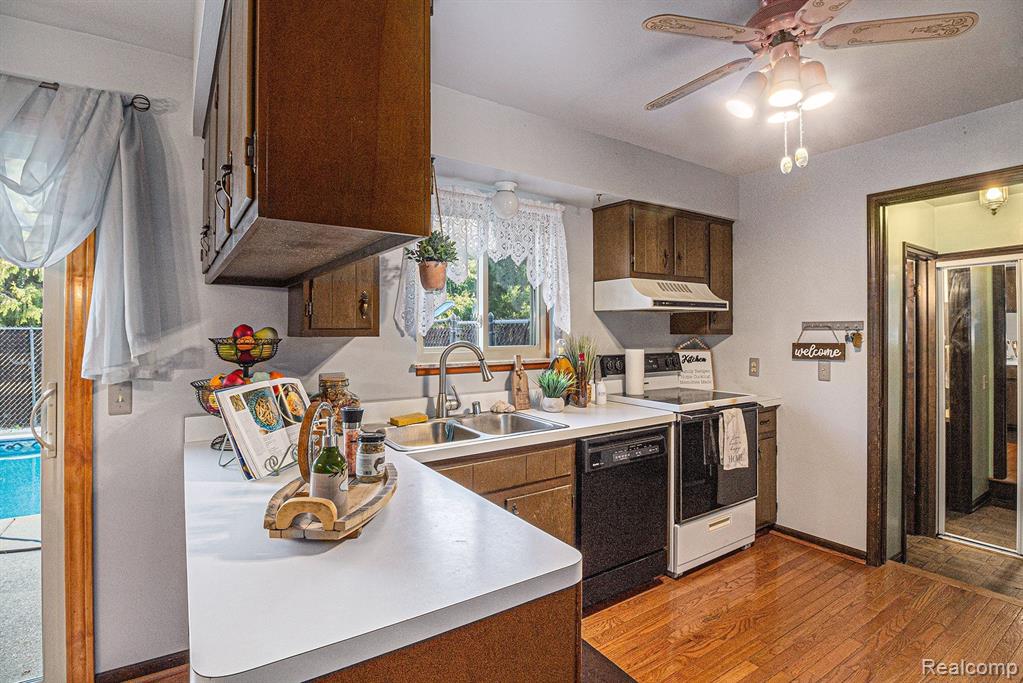 1236 Bay Ridge Highland, MI 48356 - Photo 11 of 35 Gallery Image 11
