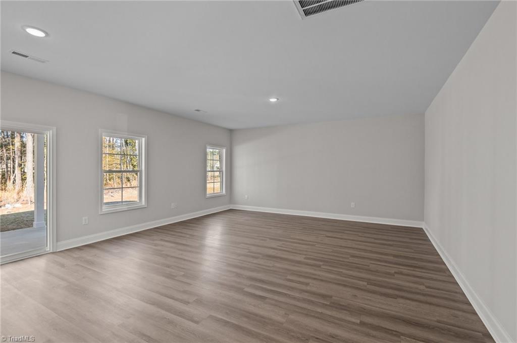 409 Pinnacle Drive Randleman, NC 27317 - Photo 8 of 25 living room