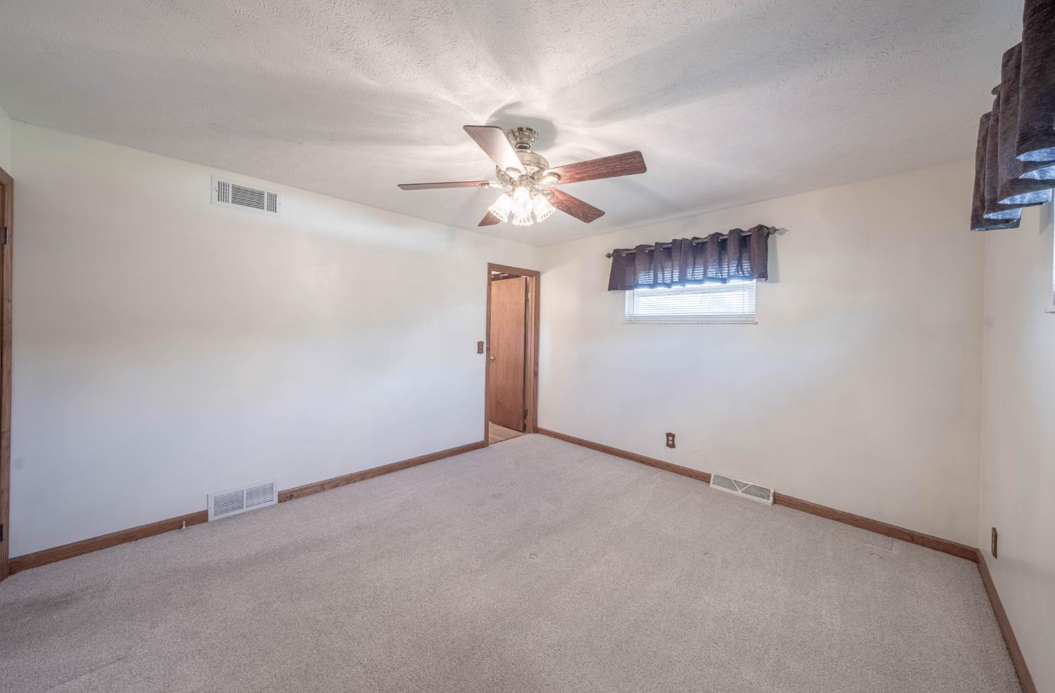 1506 Ritzmann Drive Lawrenceburg, IN 47025 - Photo 21 of 56