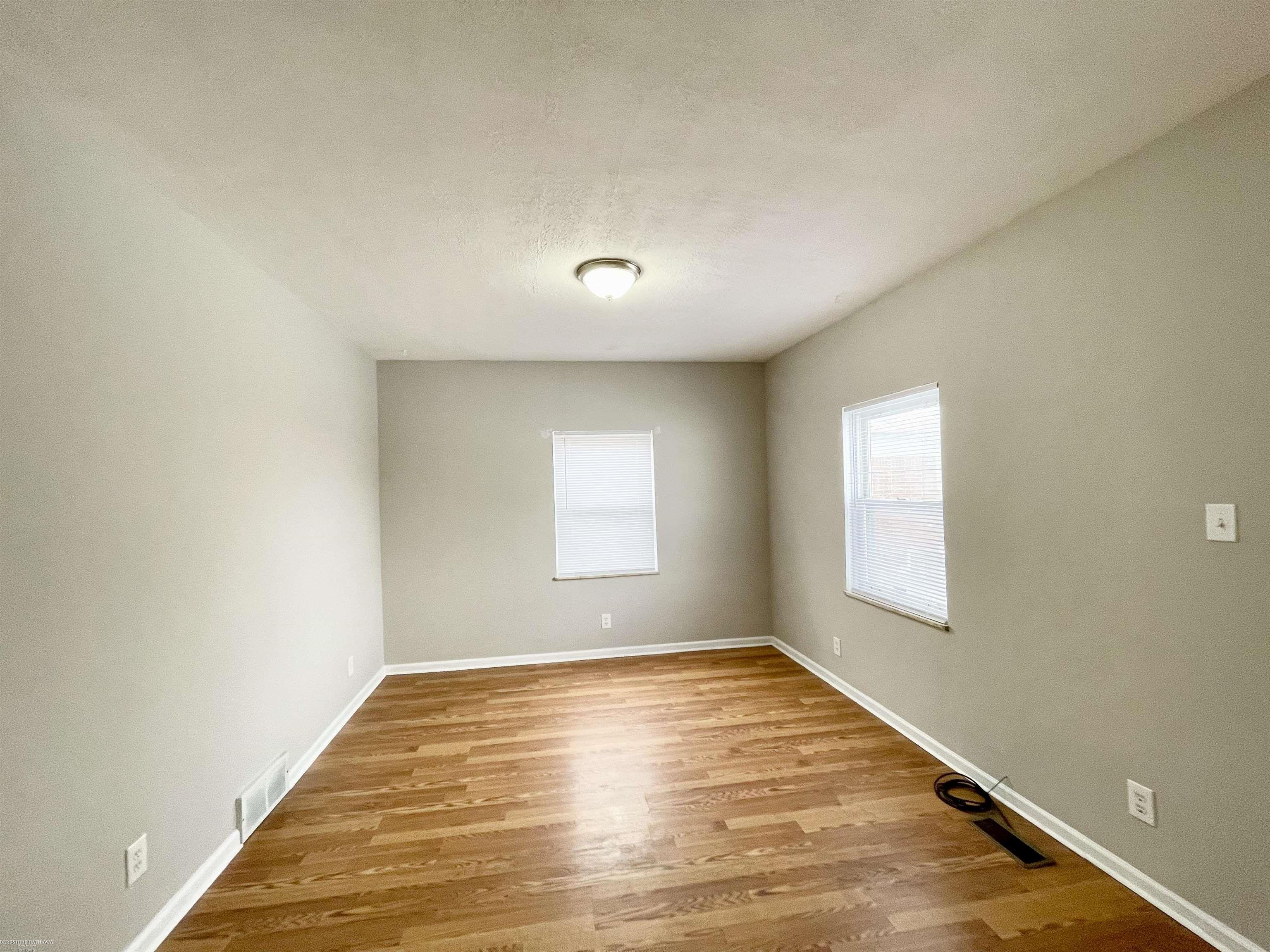 12531 Common Road Warren, MI 48093 - Photo 10 of 18
