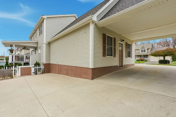 $499,900 | 25 Angelica Drive, Springfield, MA 01129