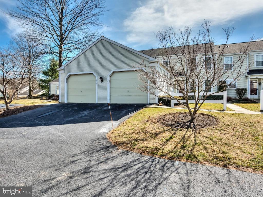 1940 Wexford Road Palmyra, PA 17078 - Photo 3 of 22 Gallery Image 3