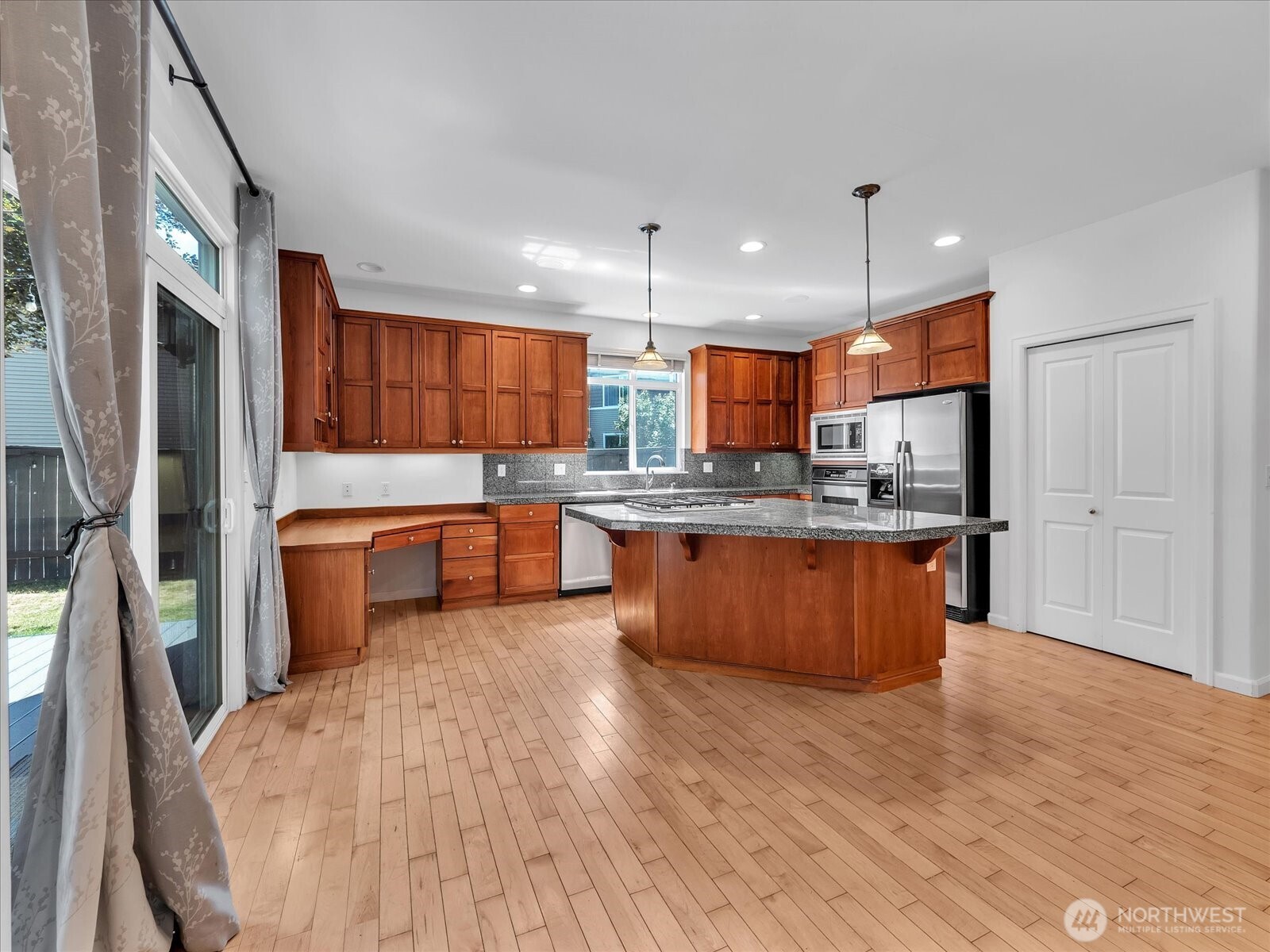 3623 152nd Place Southeast Bothell, WA 98012 - Photo 4 of 24