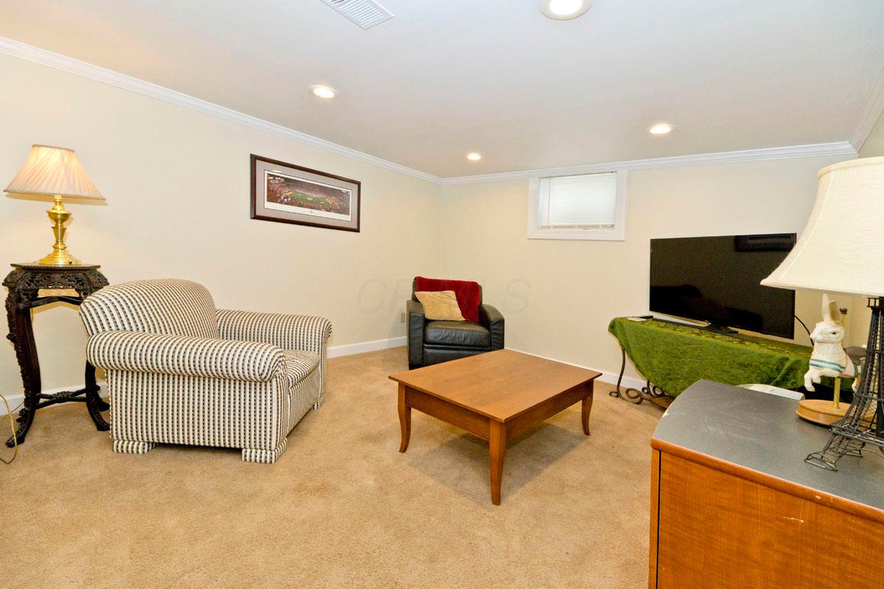 2733 Tudor Road Columbus, OH 43209 - Photo 25 of 37 Gallery Image 25
