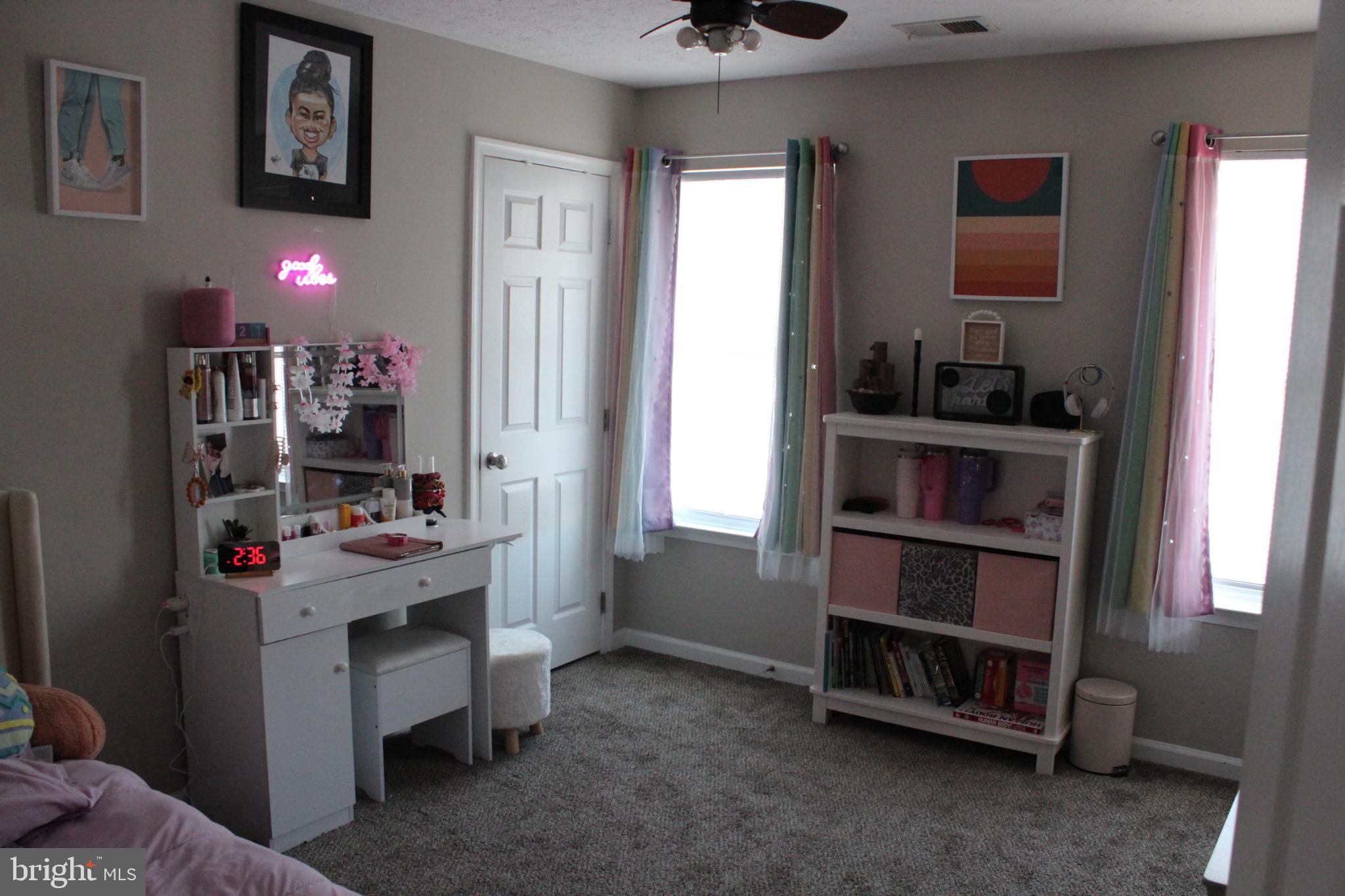 107 Fancy Court Stephens City, VA 22655 - Photo 17 of 36 a room that has a bed and a desk in it