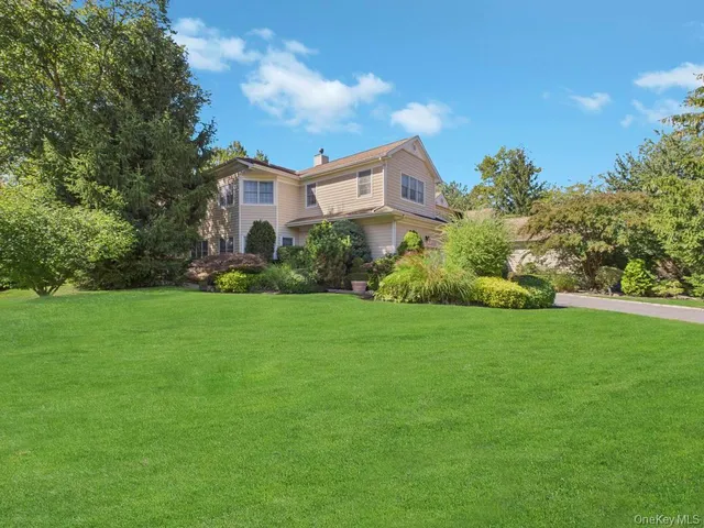 $2,150,000 | 428 Toftree Court, Roslyn, NY 11576