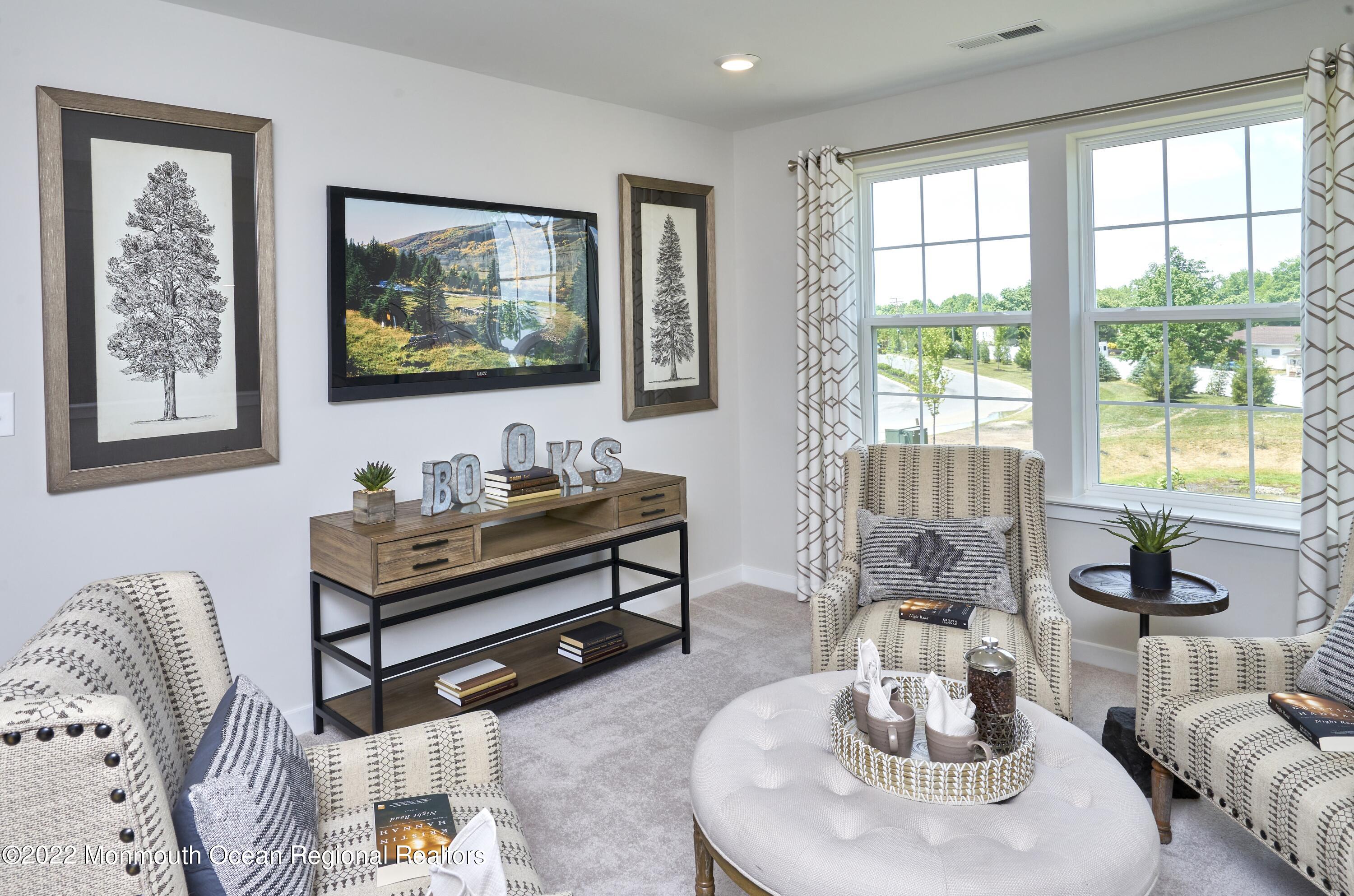 8 Gulfstream Road New Egypt, NJ 08533 - Photo 4 of 6 CJH_VenueatLongview_Pic_Astor_Flex