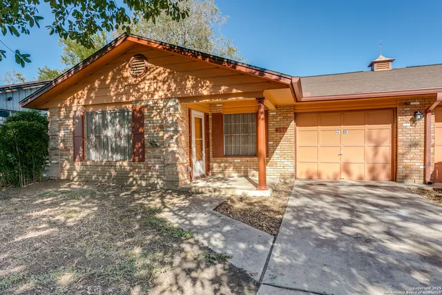 $1,750 | 2913 Eisenhauer Road, San Antonio, TX 78209