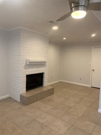 $1,900 | 417 Sikes Street, Houston, TX 77018