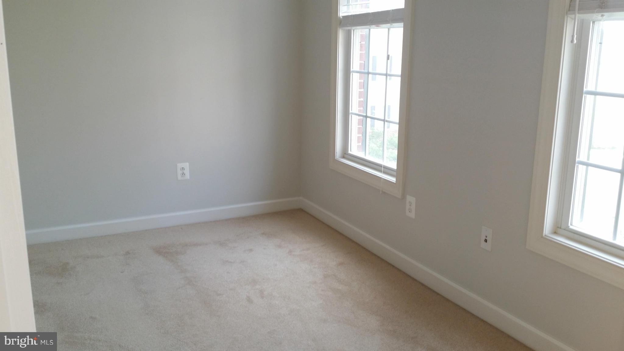 557 Cedar Spring Street Gaithersburg, MD 20877 - Photo 17 of 20 Bedroom