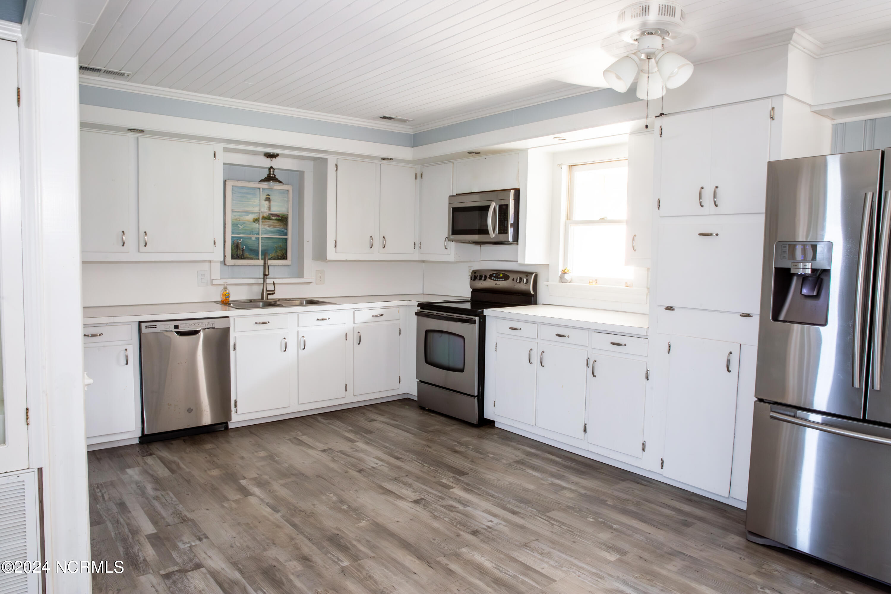 1039 Pinecrest Road Bath, NC 27808 - Photo 22 of 50 Kitchen