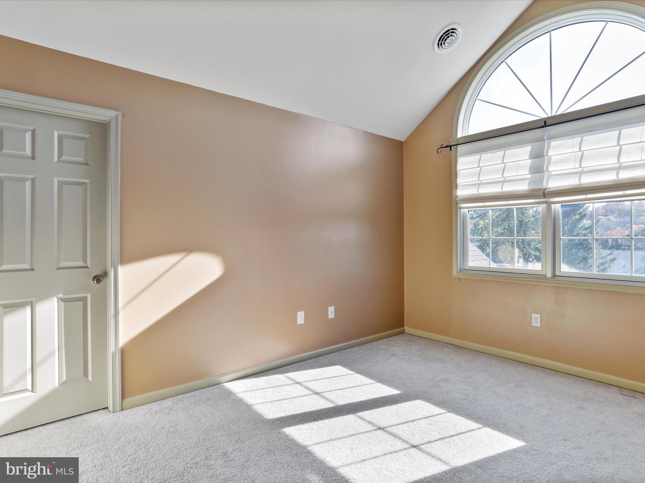 8297 Stottlemyer Road Waynesboro, PA 17268 - Photo 25 of 51 an empty room with windows