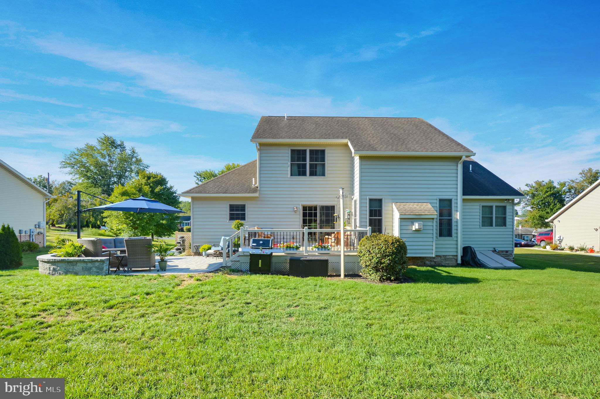 8297 Stottlemyer Road Waynesboro, PA 17268 - Photo 3 of 51 a front view of house with yard and green space