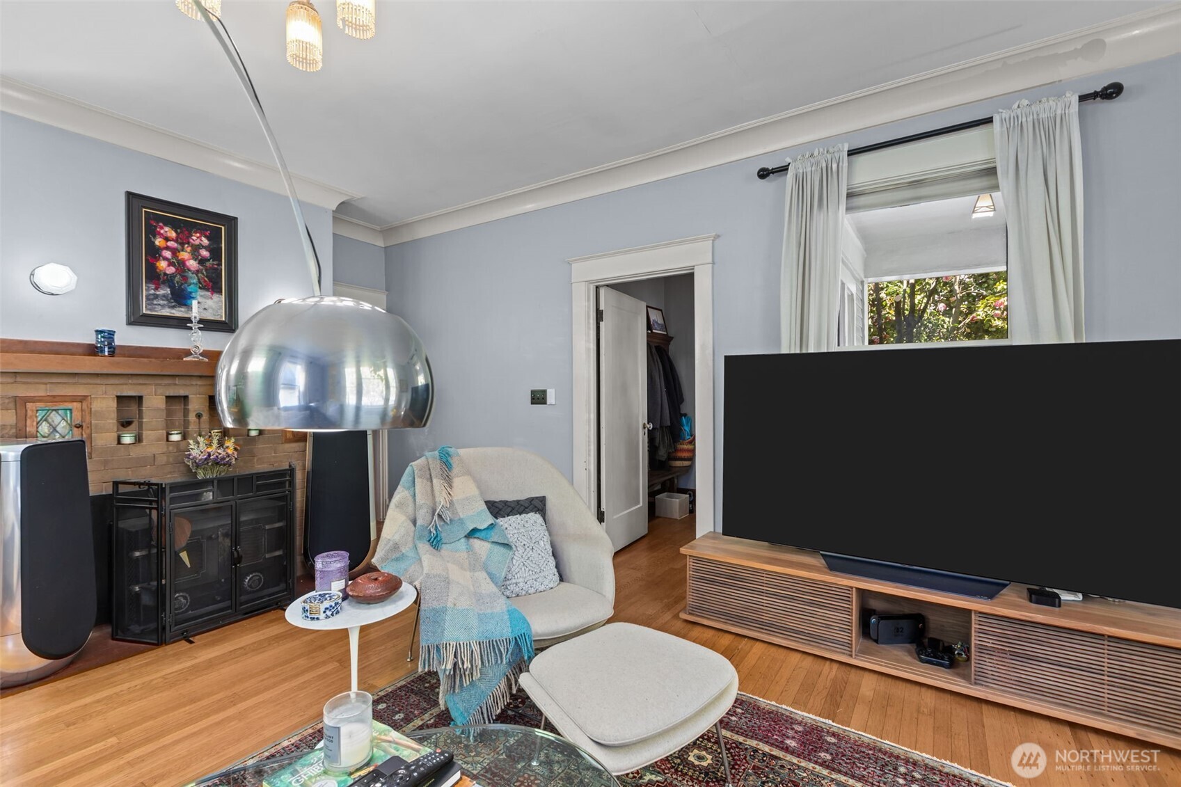 1609 North 50th Street Seattle, WA 98103 - Photo 4 of 36 Gallery Image 4