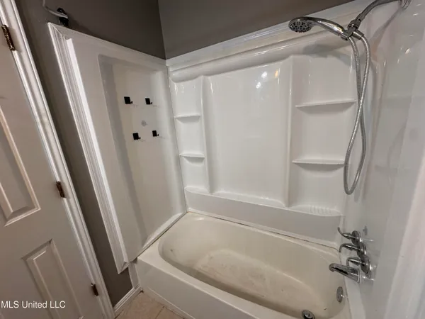 $124,900 | 4907 Old Mobile Avenue, Pascagoula, MS 39581