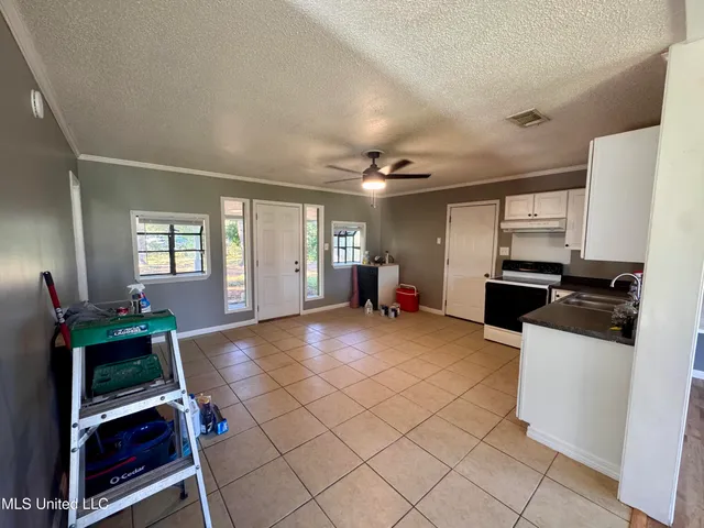 $124,900 | 4907 Old Mobile Avenue, Pascagoula, MS 39581