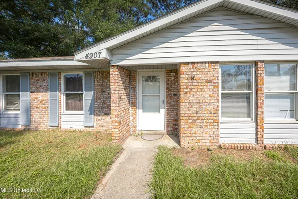 $124,900 | 4907 Old Mobile Avenue, Pascagoula, MS 39581