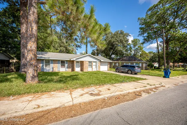 $124,900 | 4907 Old Mobile Avenue, Pascagoula, MS 39581