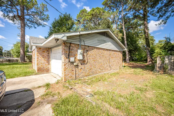 $124,900 | 4907 Old Mobile Avenue, Pascagoula, MS 39581